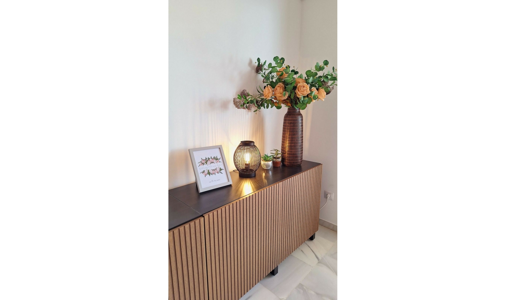 Resale - House -
La Duquesa