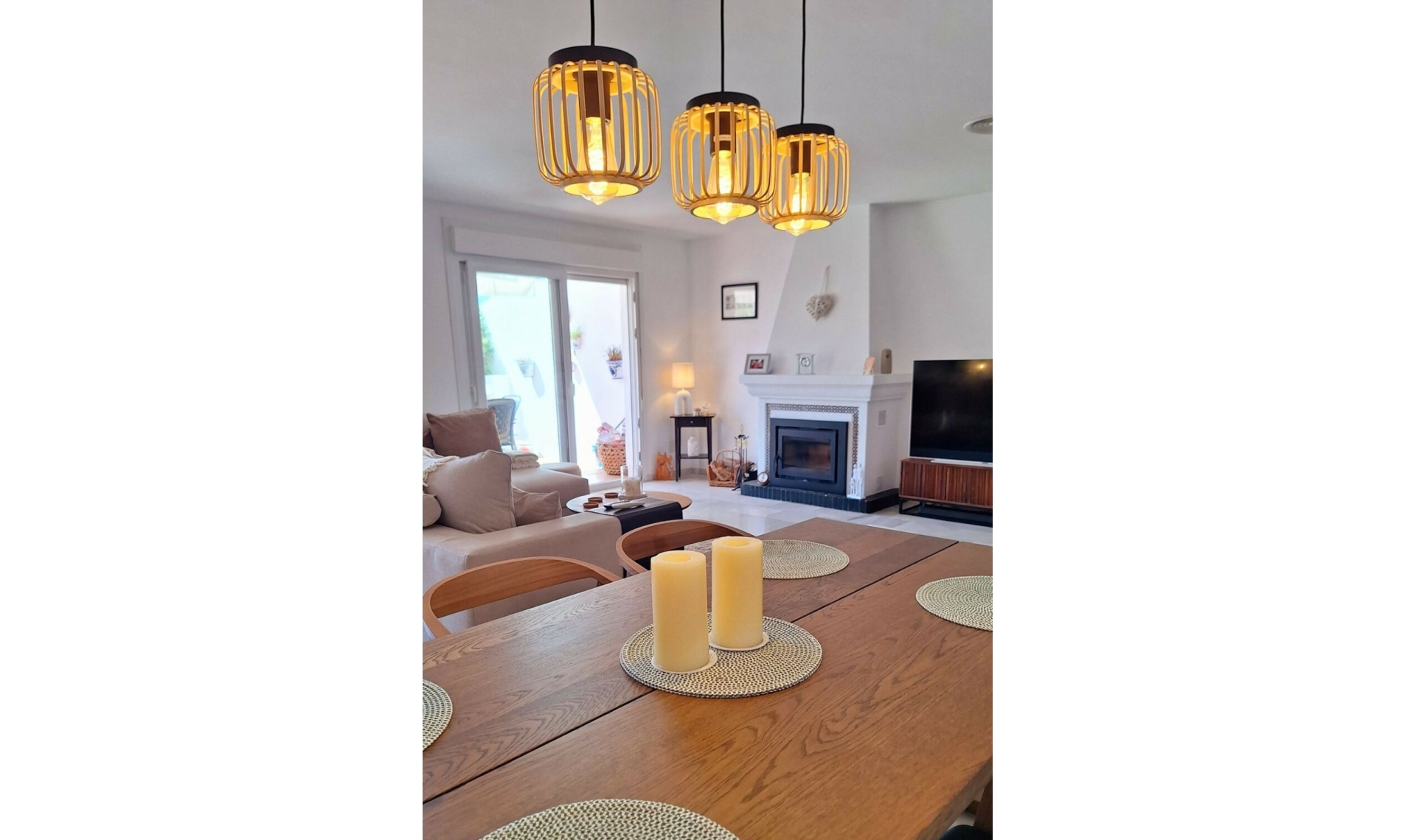 Resale - House -
La Duquesa