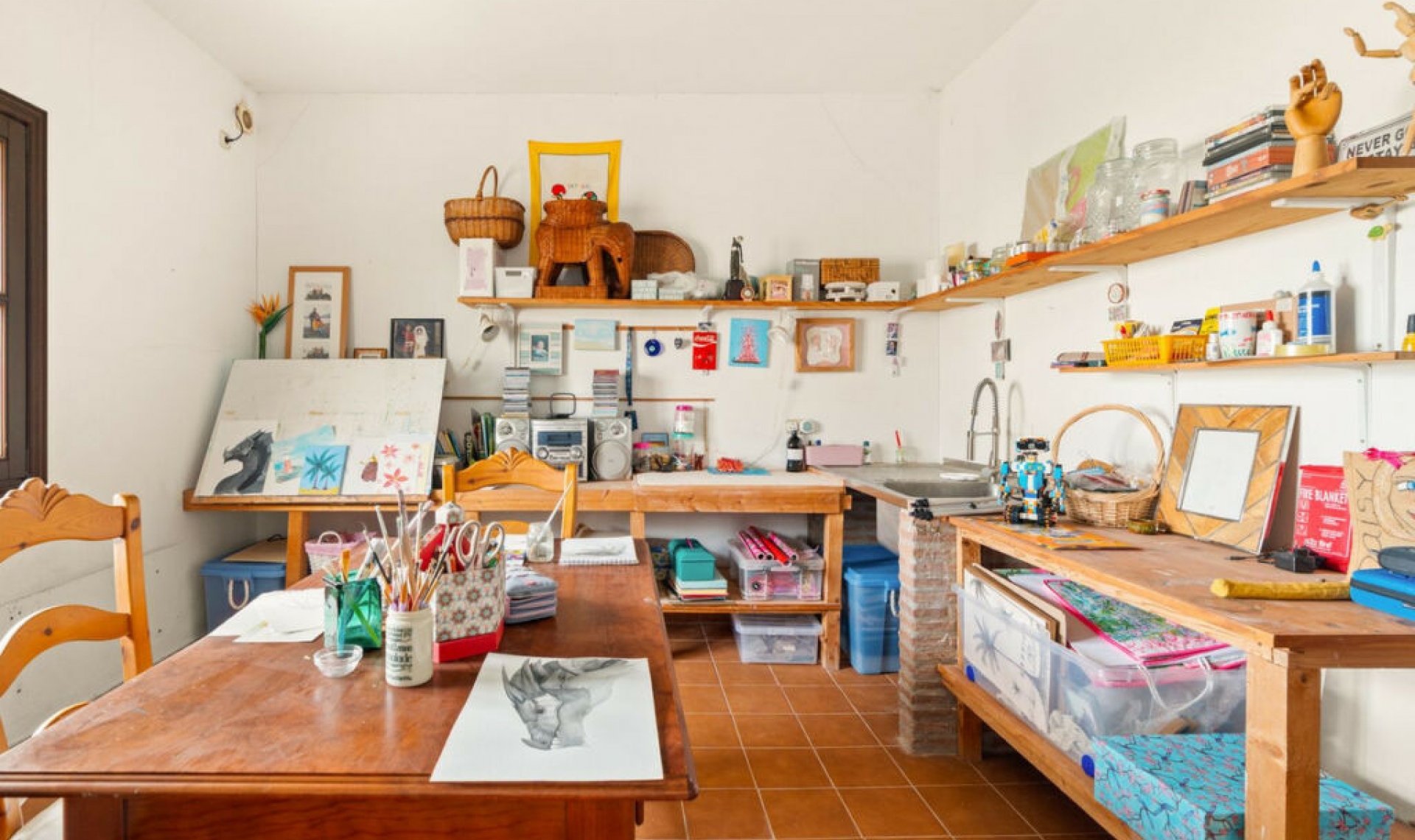 Resale - House -
La Duquesa