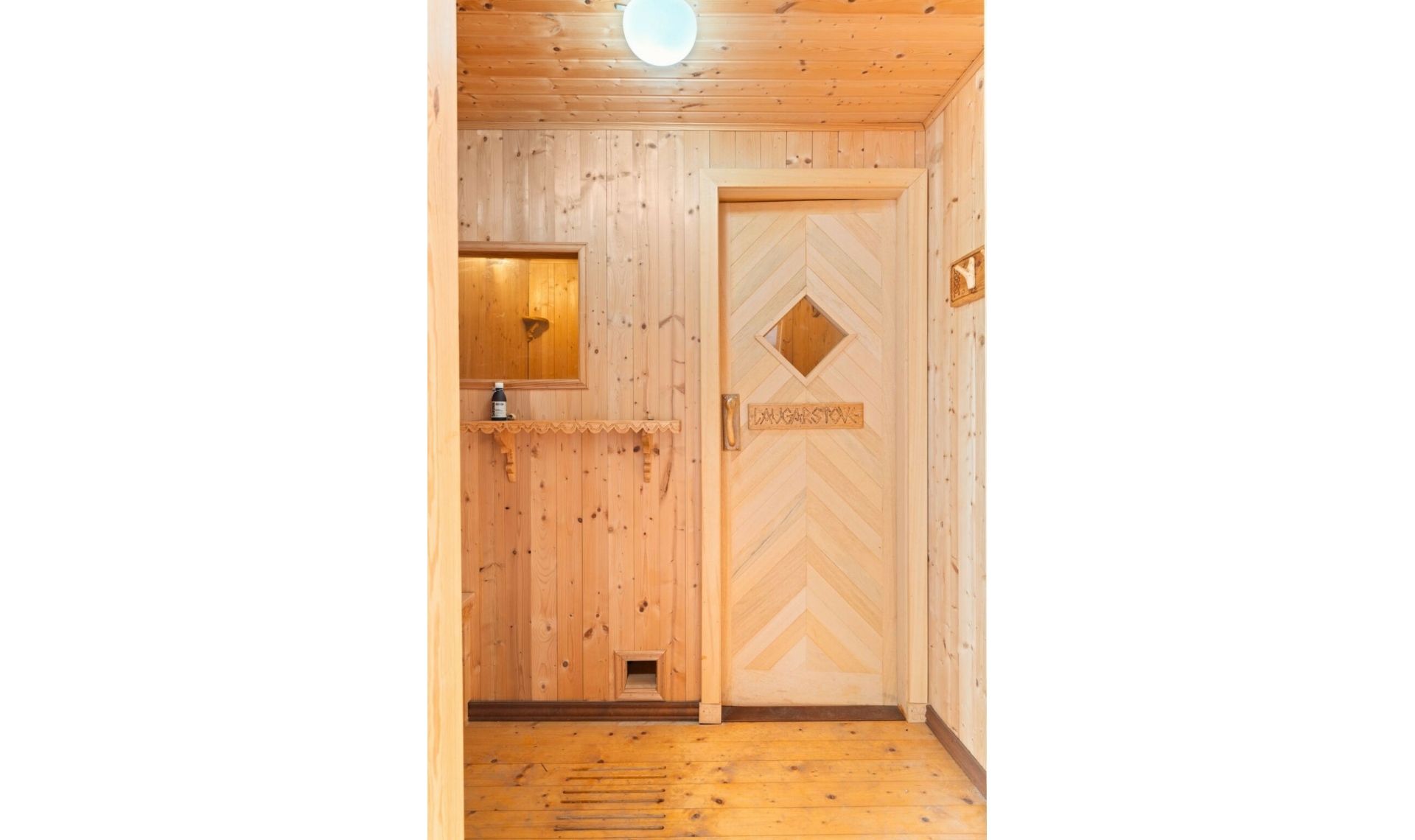 Resale - House -
La Duquesa