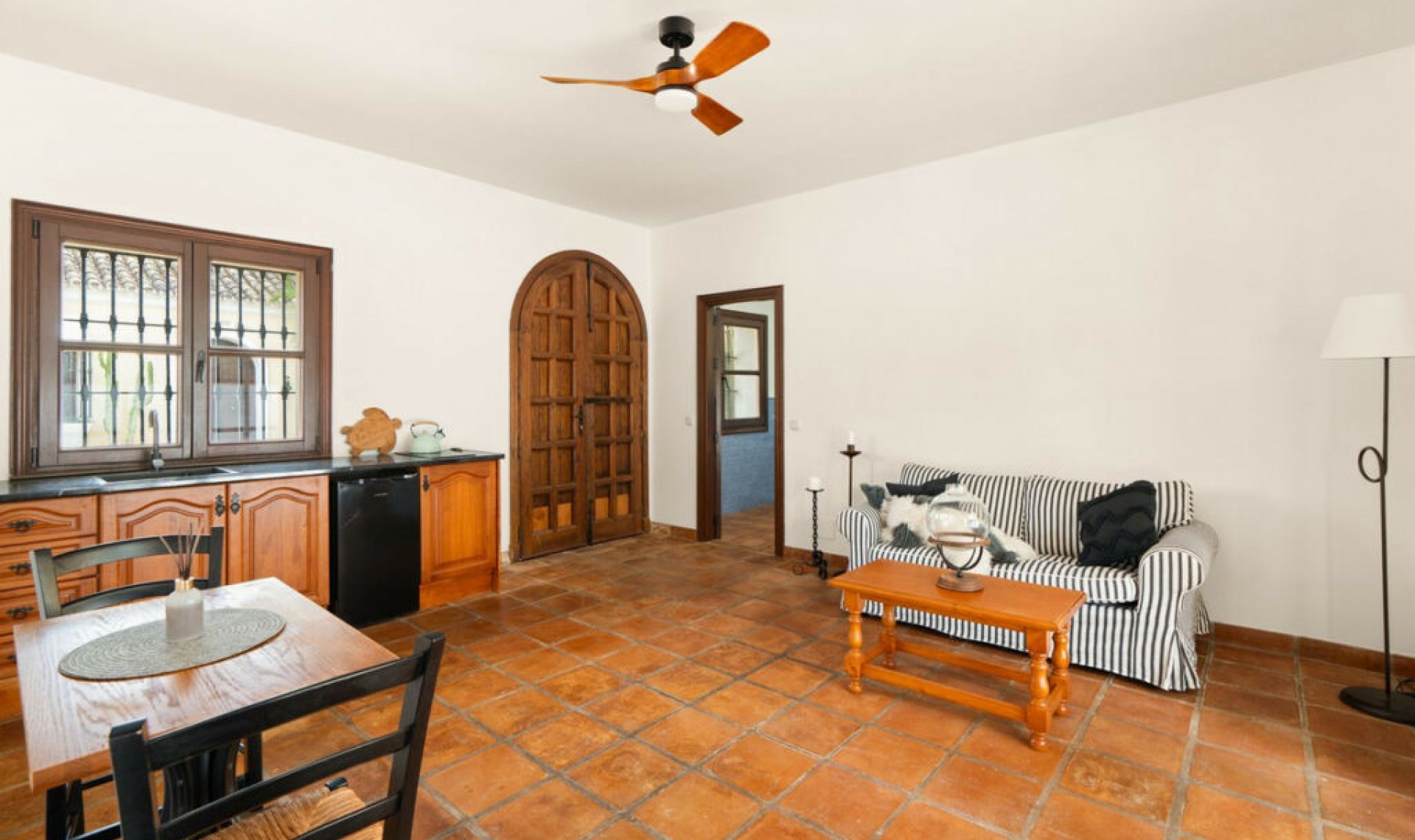 Resale - House -
La Duquesa