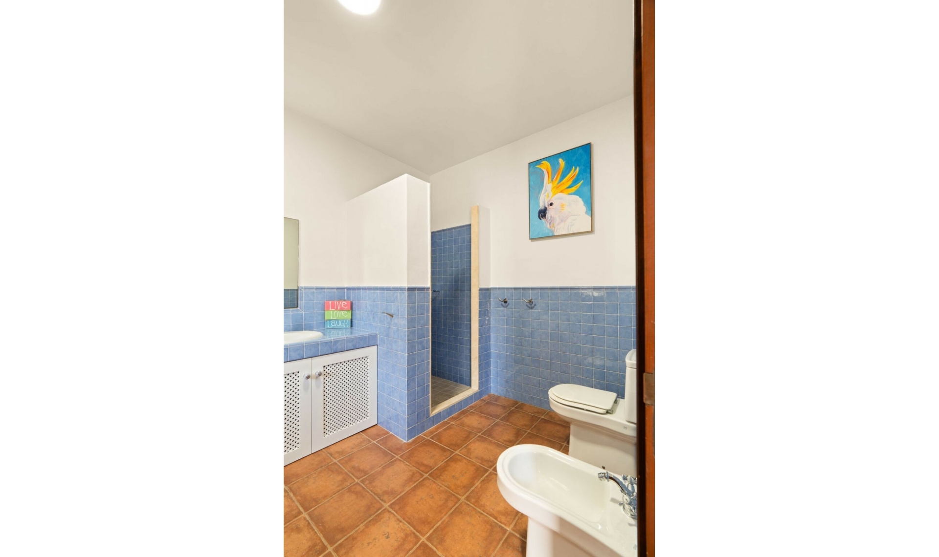 Resale - House -
La Duquesa