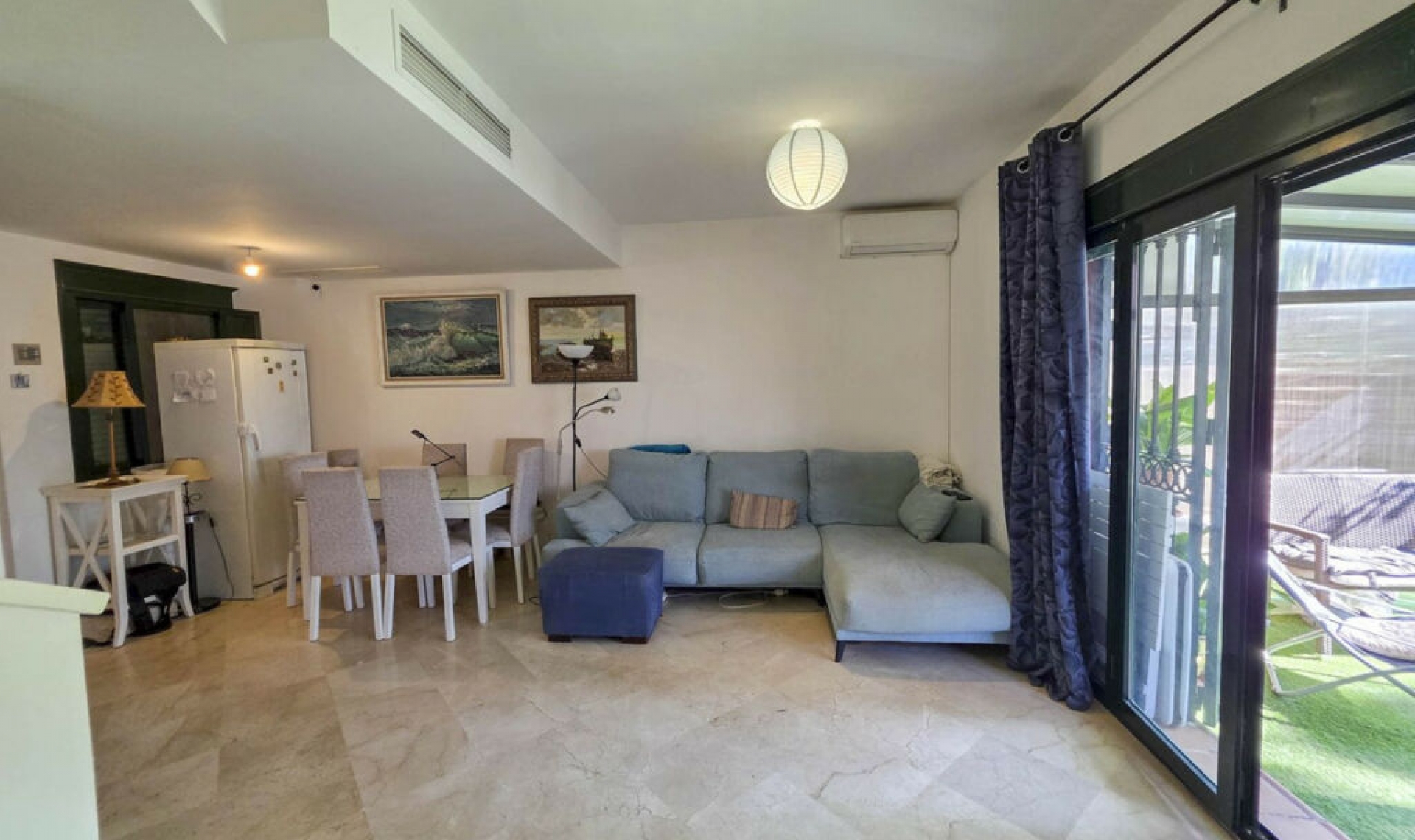 Resale - House -
La Duquesa