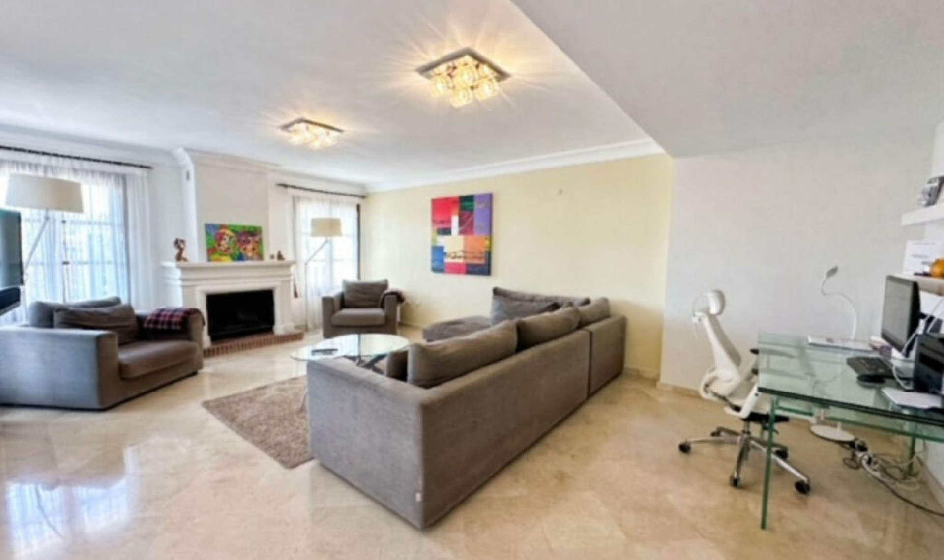 Resale - House -
La Heredia