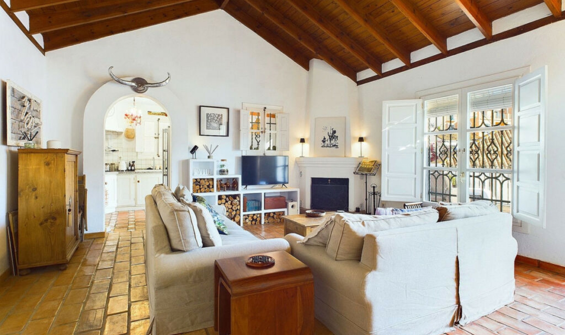 Resale - House -
La Heredia