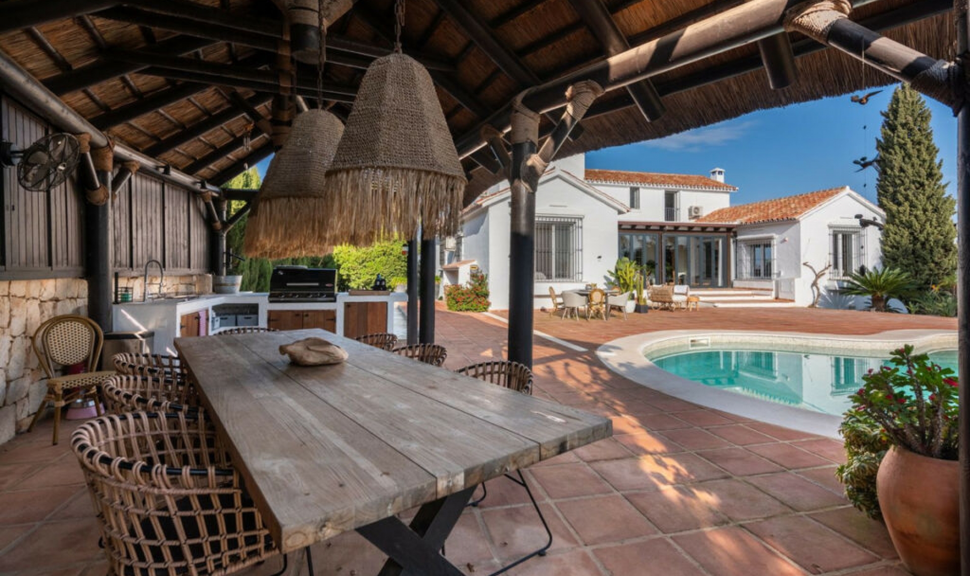 Resale - House -
La Mairena