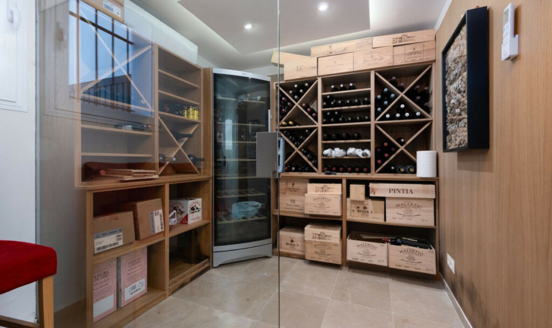 Resale - House -
La Mairena