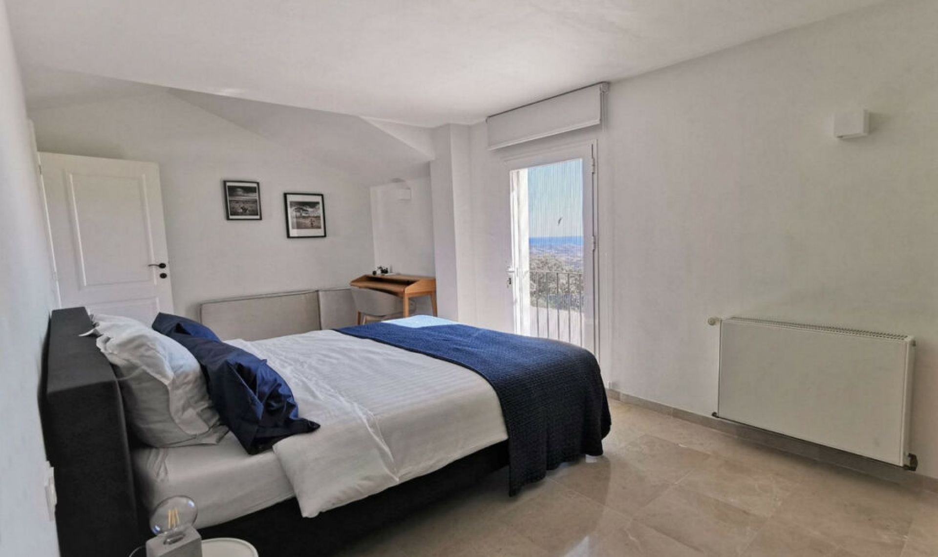 Resale - House -
La Mairena