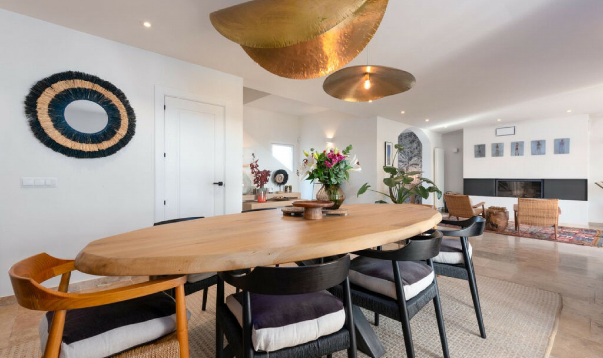 Resale - House -
La Mairena