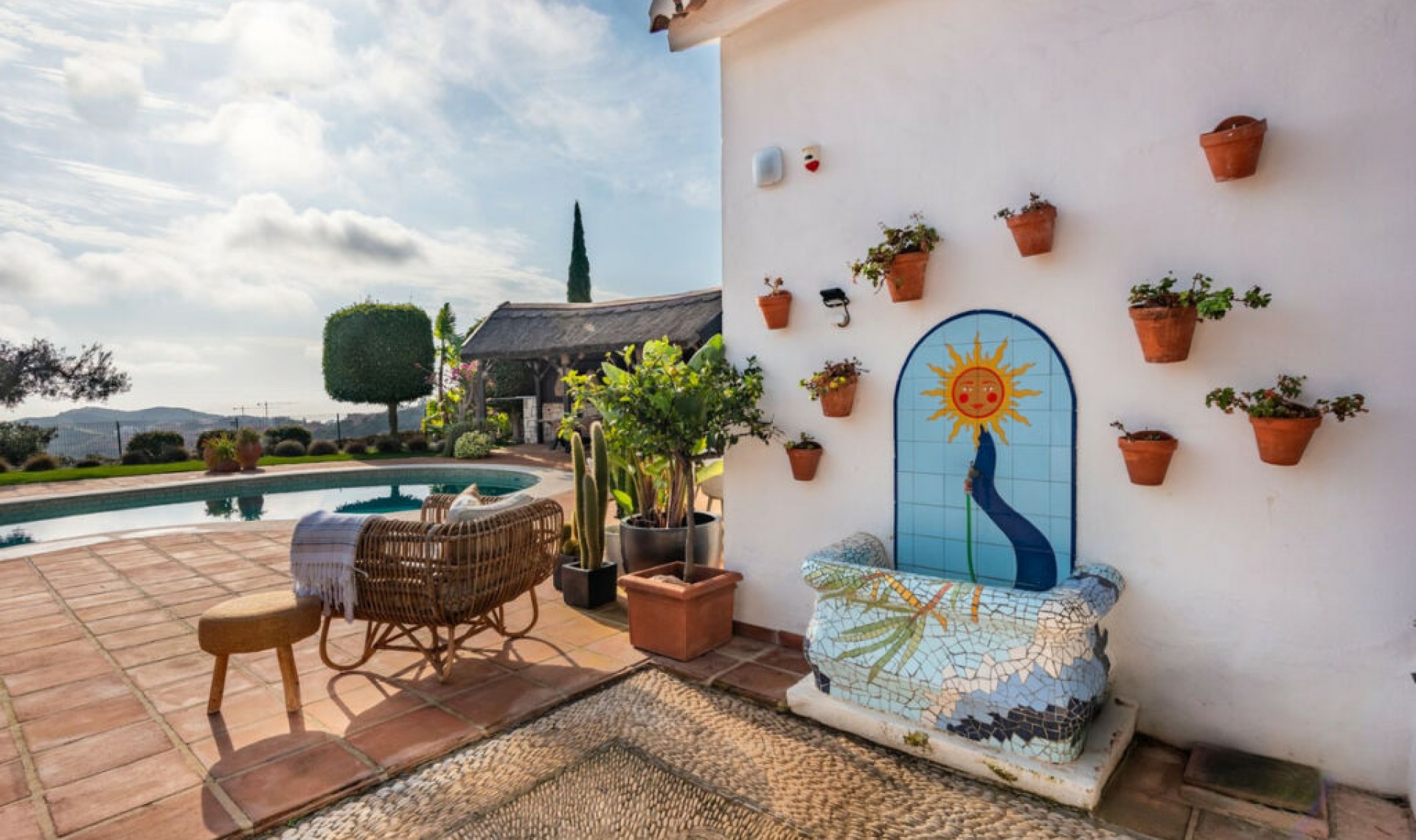 Resale - House -
La Mairena