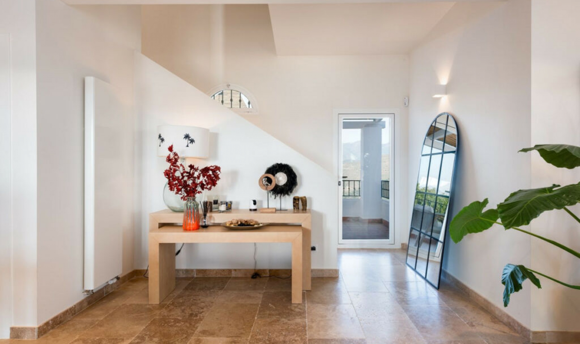 Resale - House -
La Mairena