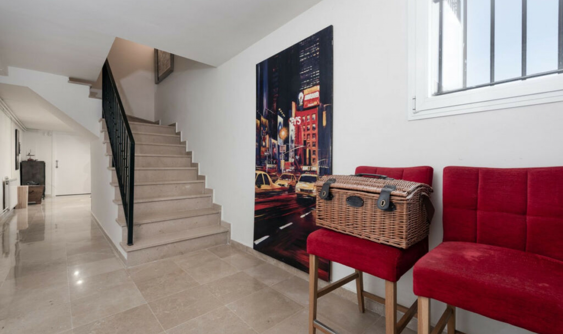 Resale - House -
La Mairena