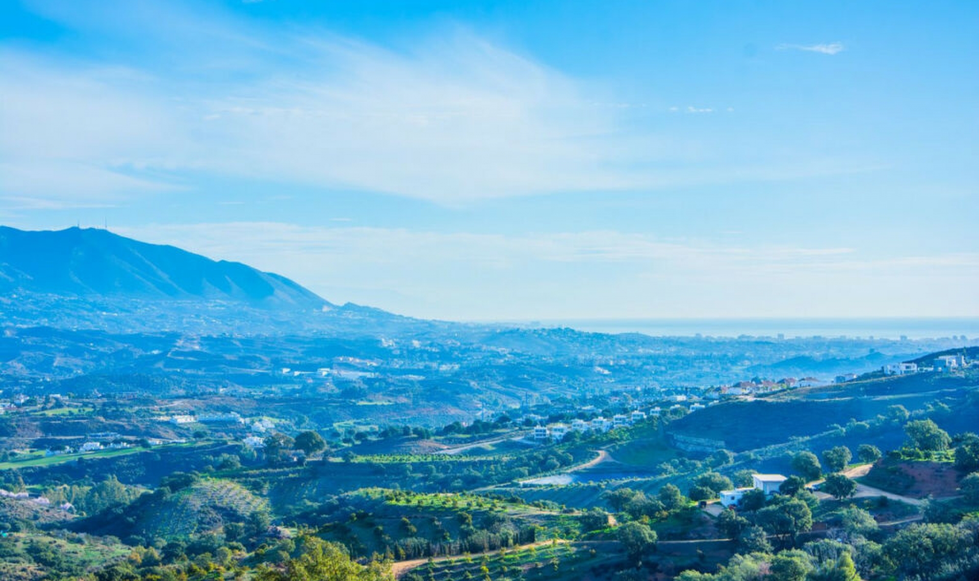 Resale - House -
La Mairena