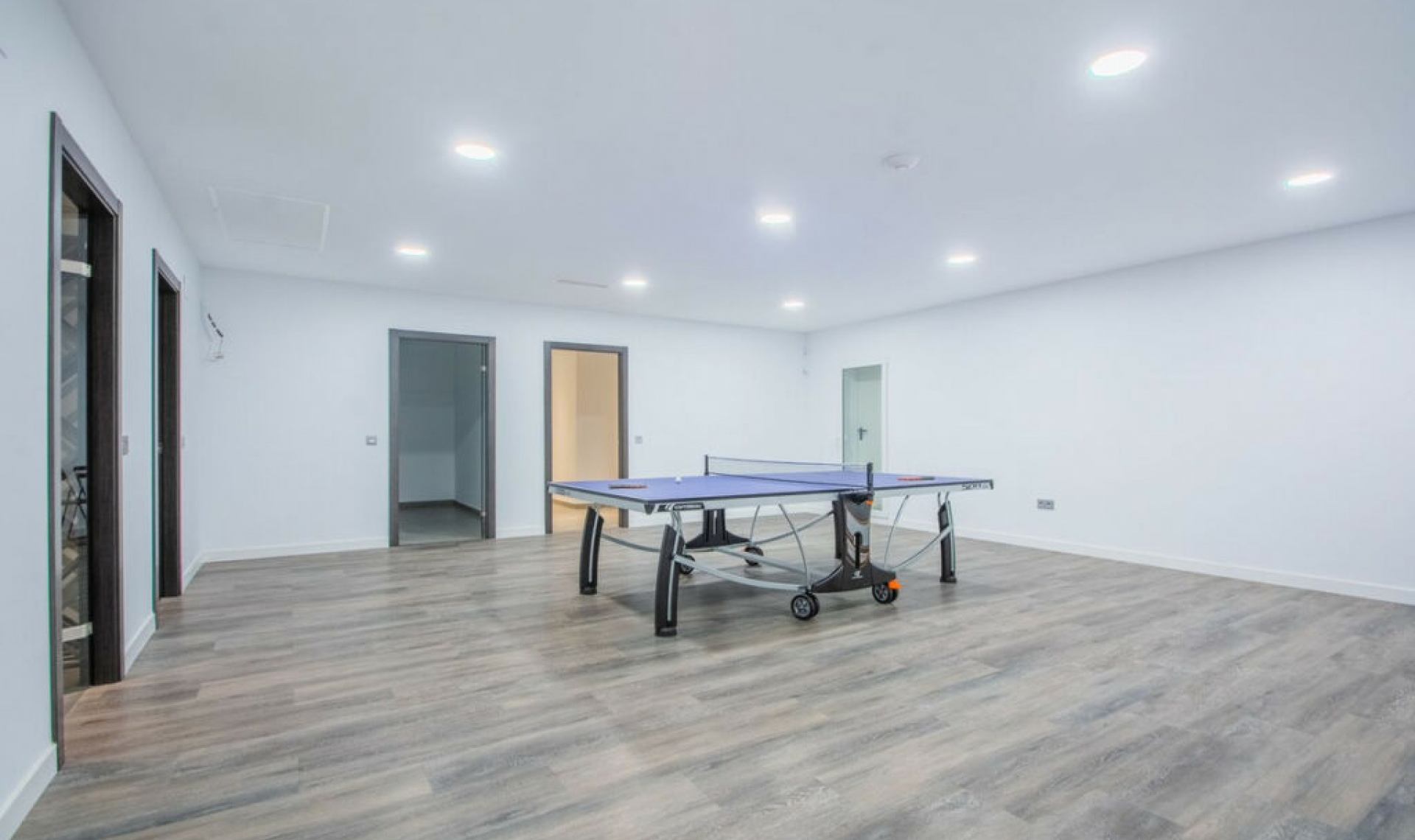 Resale - House -
La Mairena