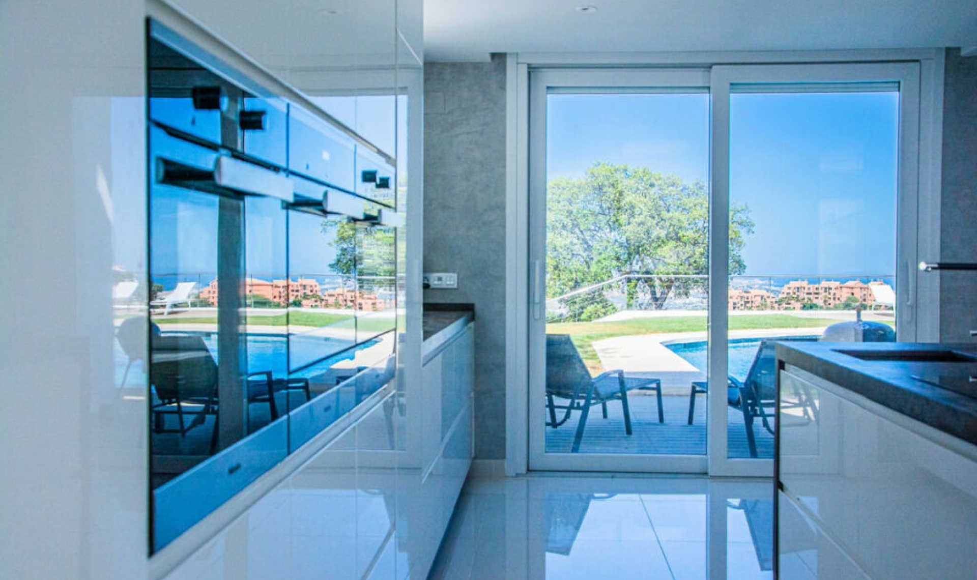 Resale - House -
La Mairena