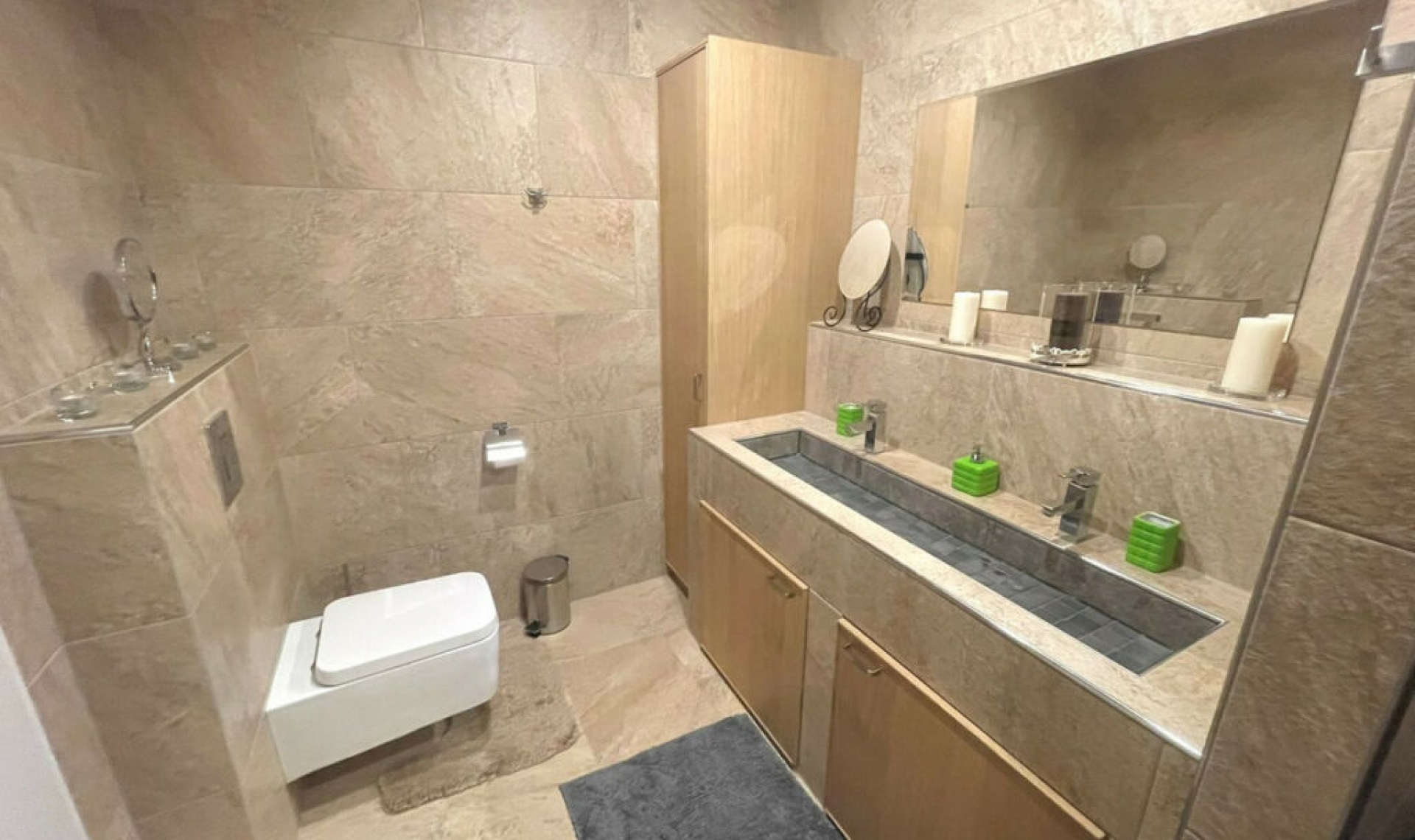 Resale - House -
La Mairena