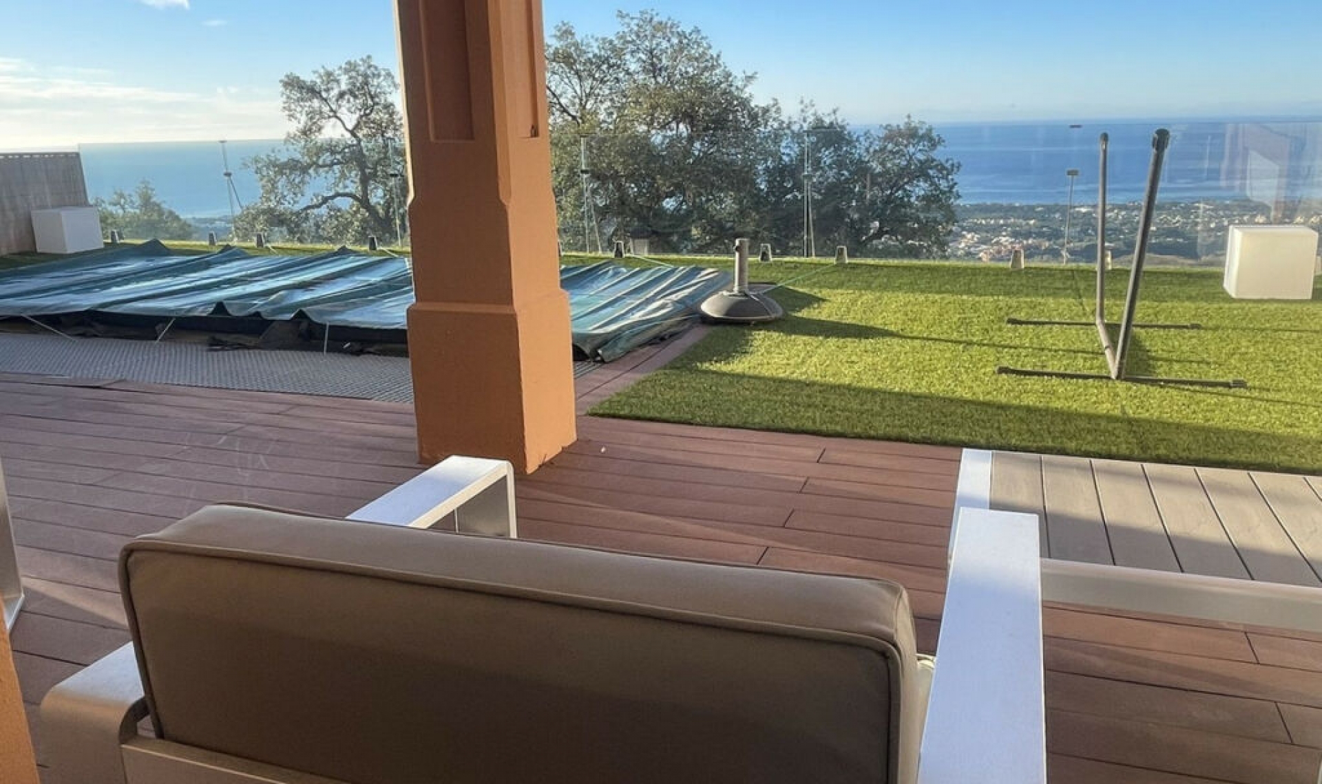 Resale - House -
La Mairena