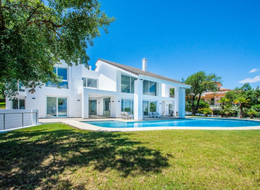 Resale - House -
La Mairena