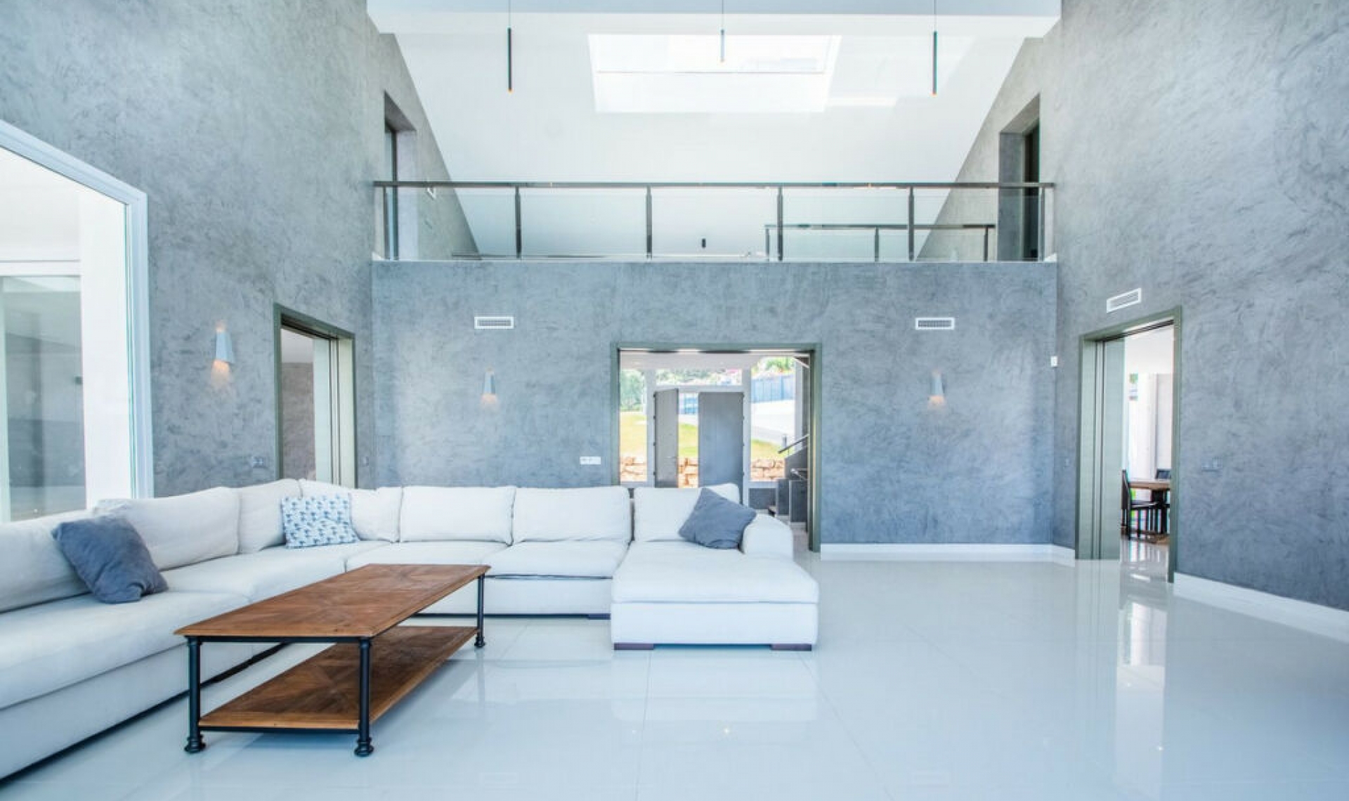 Resale - House -
La Mairena