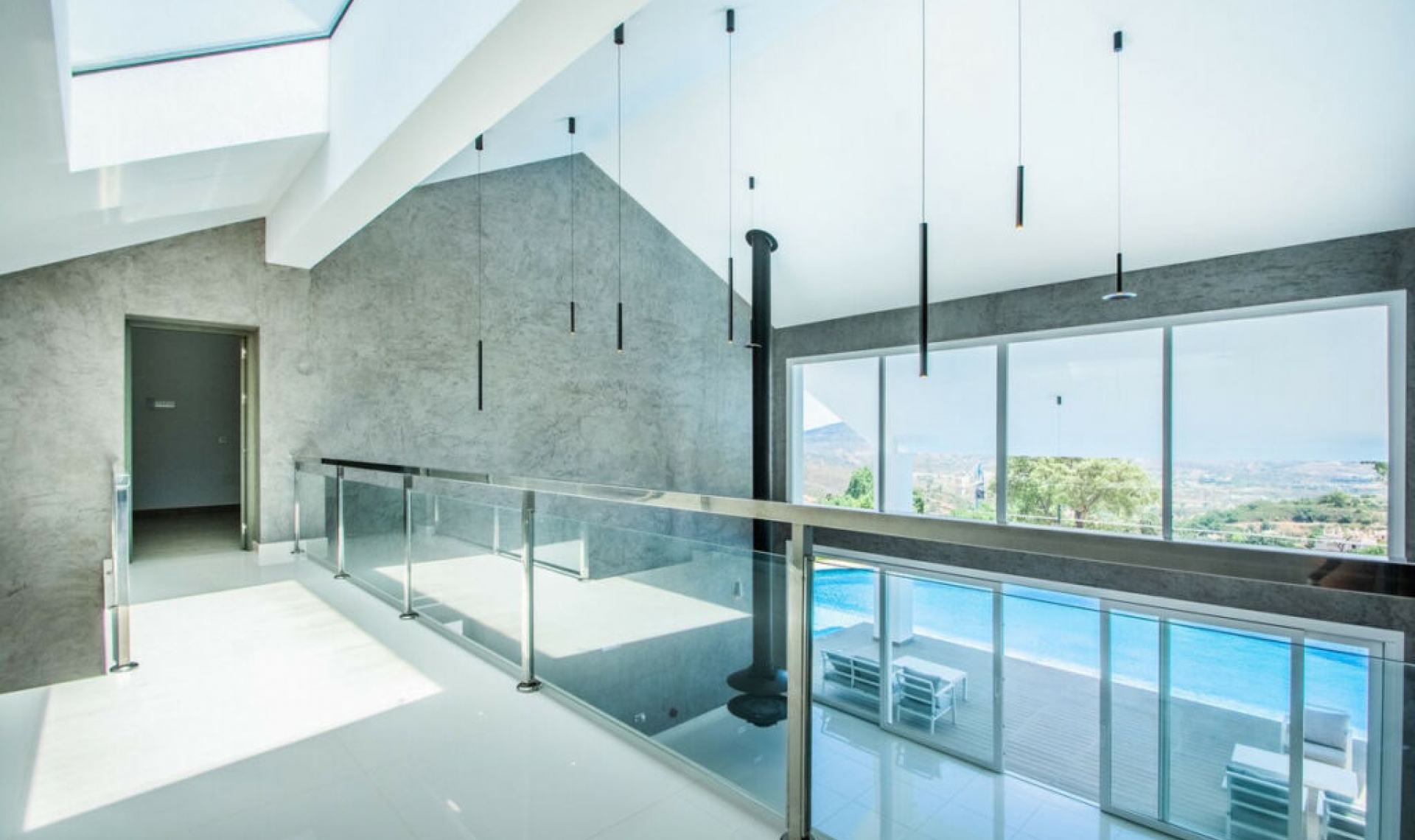 Resale - House -
La Mairena