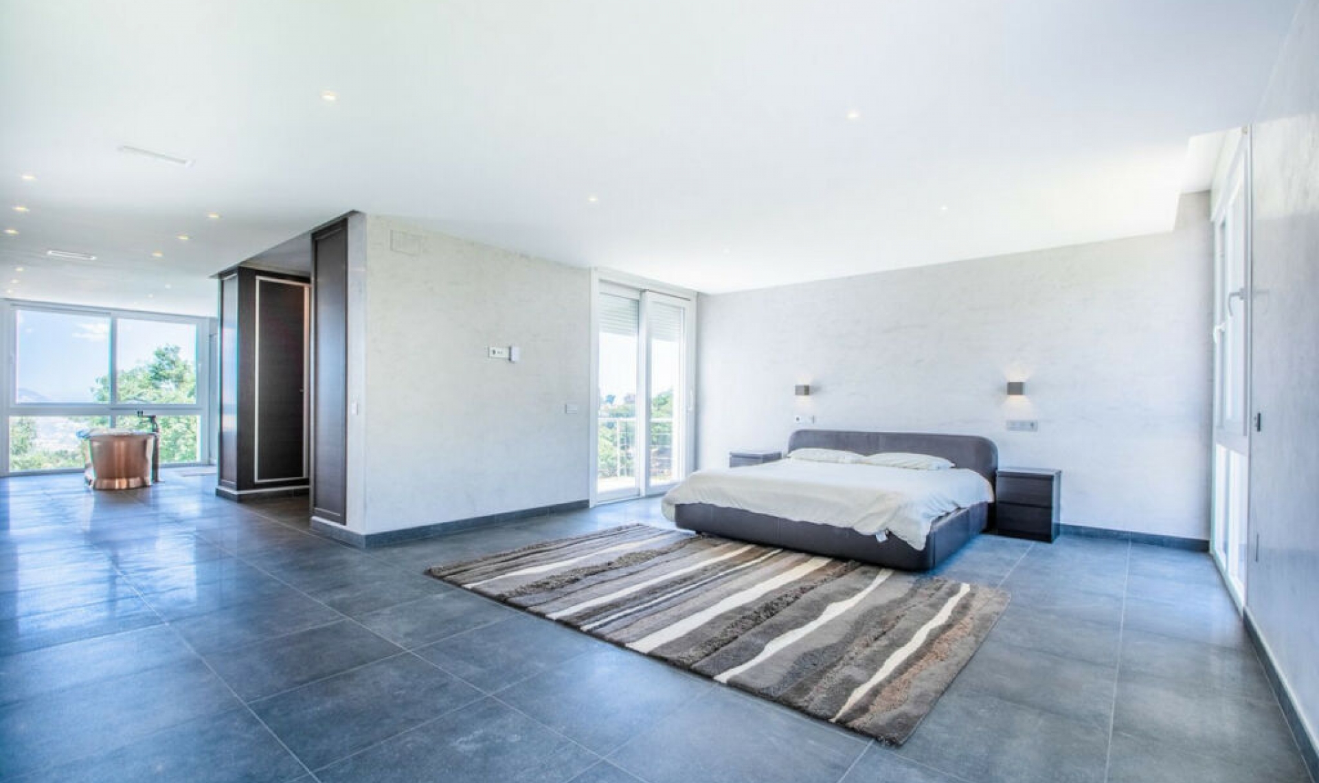 Resale - House -
La Mairena