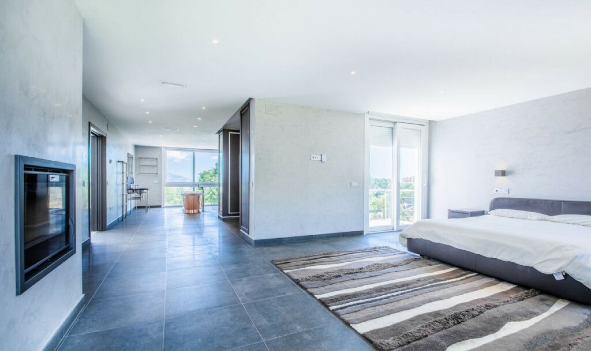 Resale - House -
La Mairena