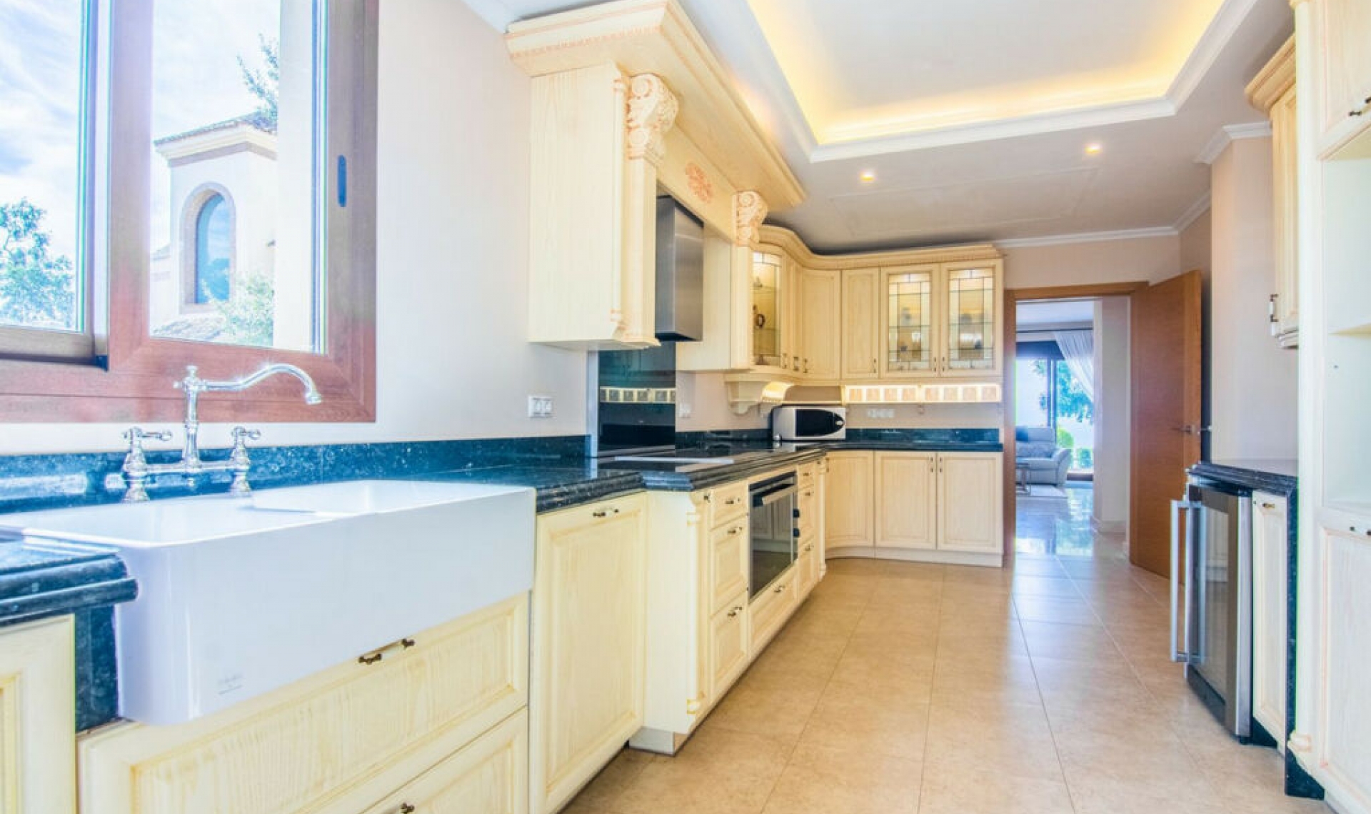 Resale - House -
La Mairena