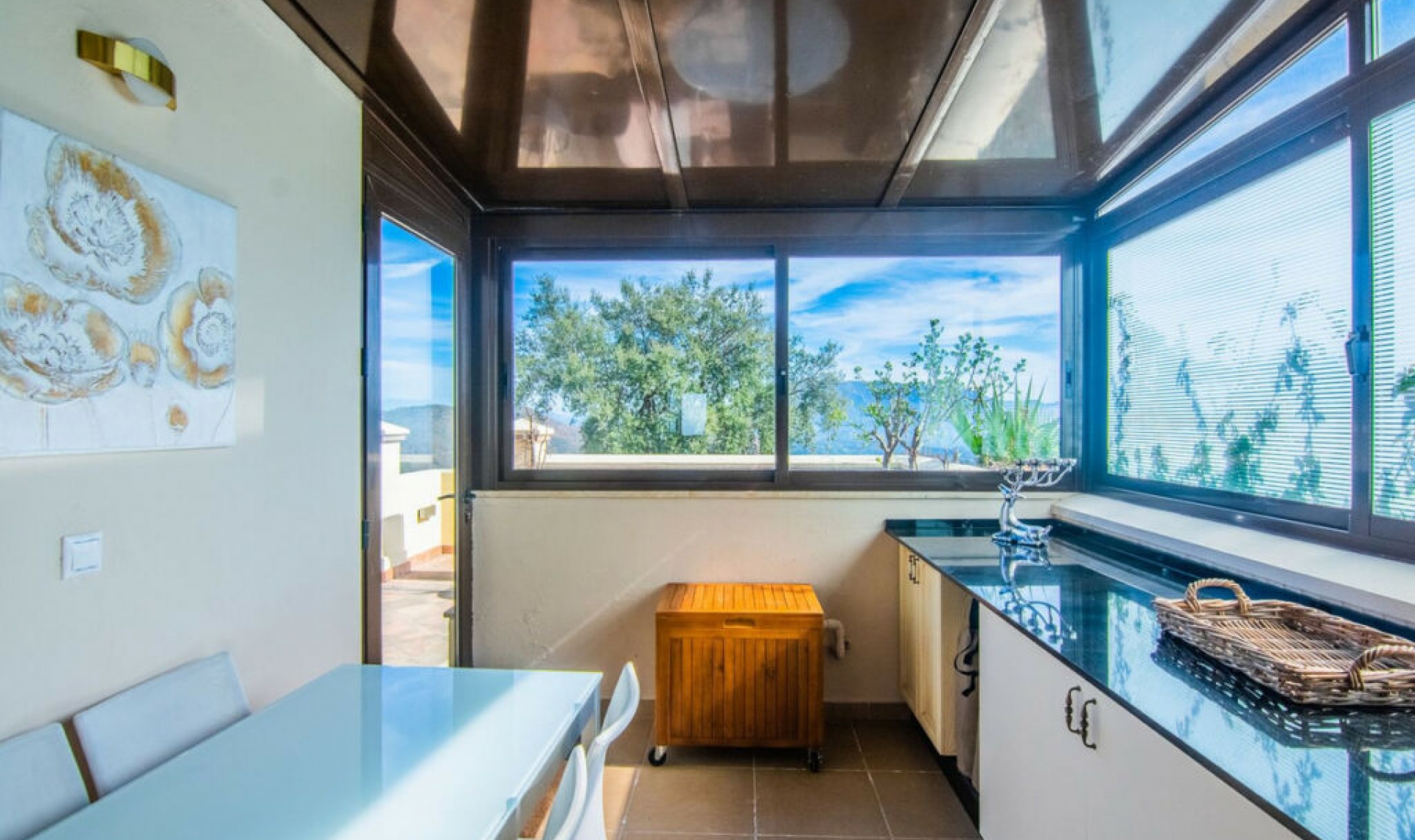 Resale - House -
La Mairena