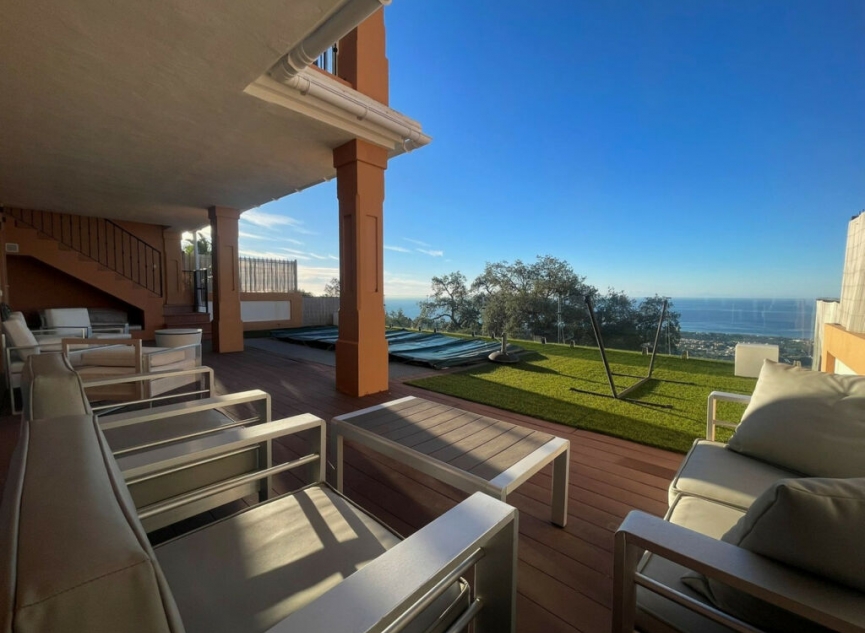 Resale - House -
La Mairena