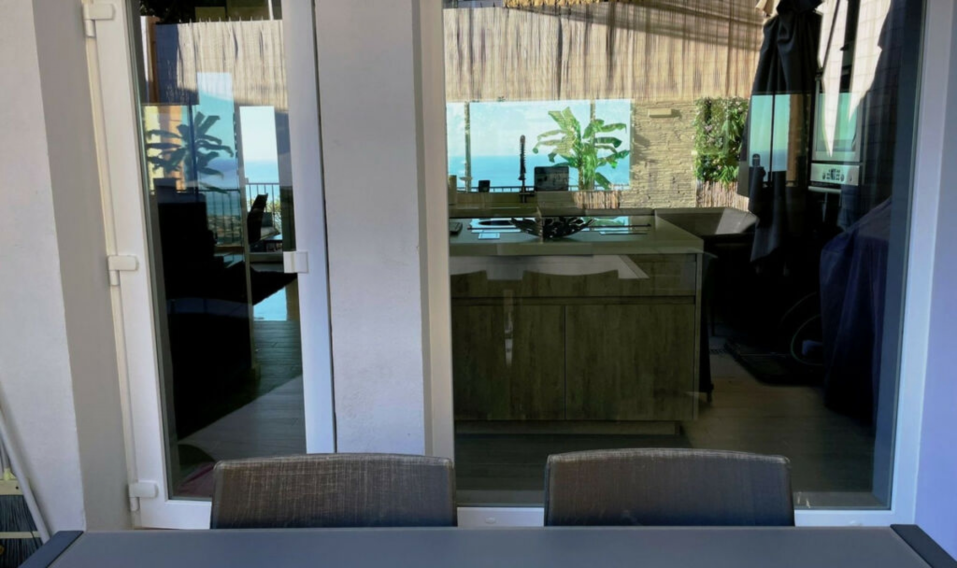 Resale - House -
La Mairena