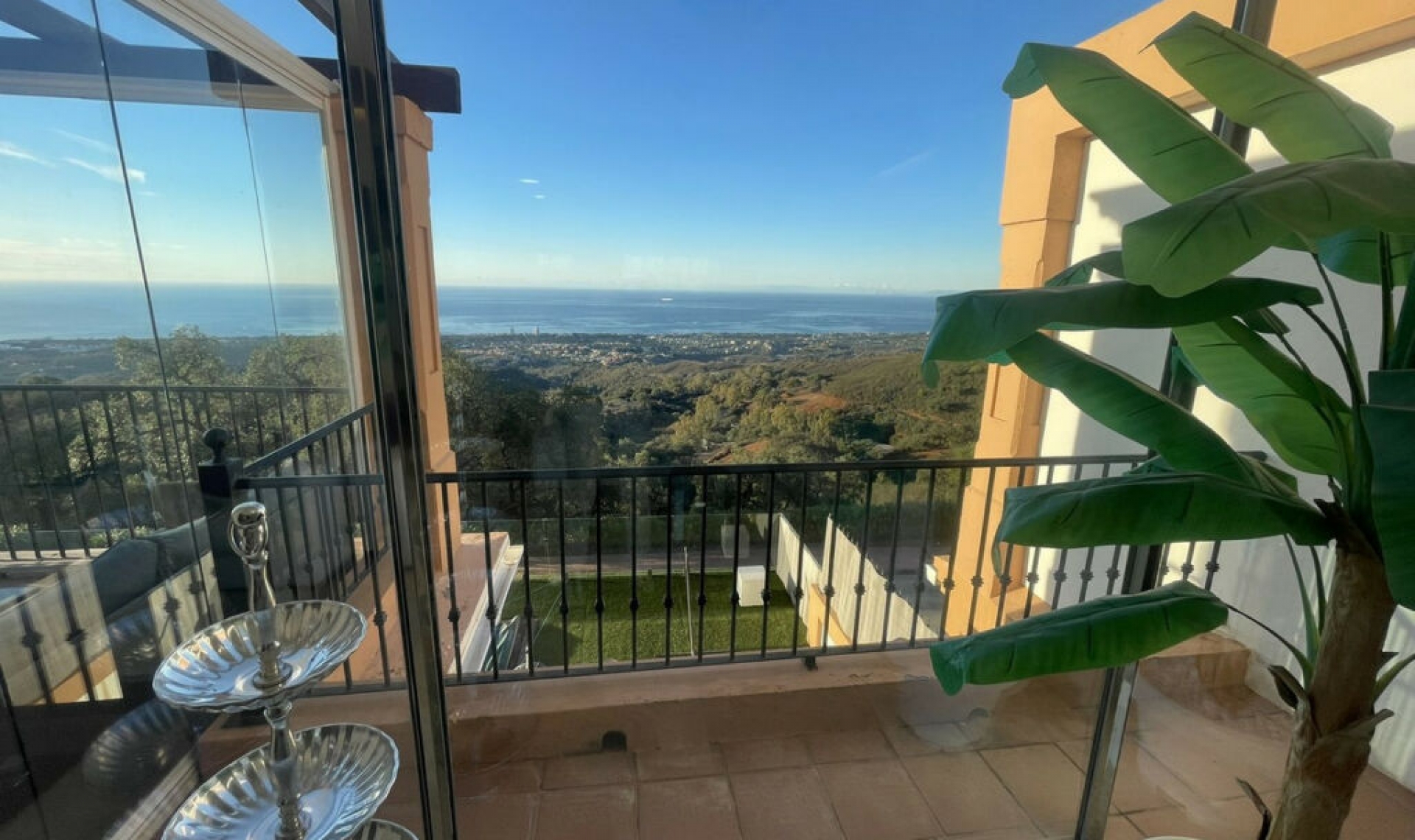 Resale - House -
La Mairena