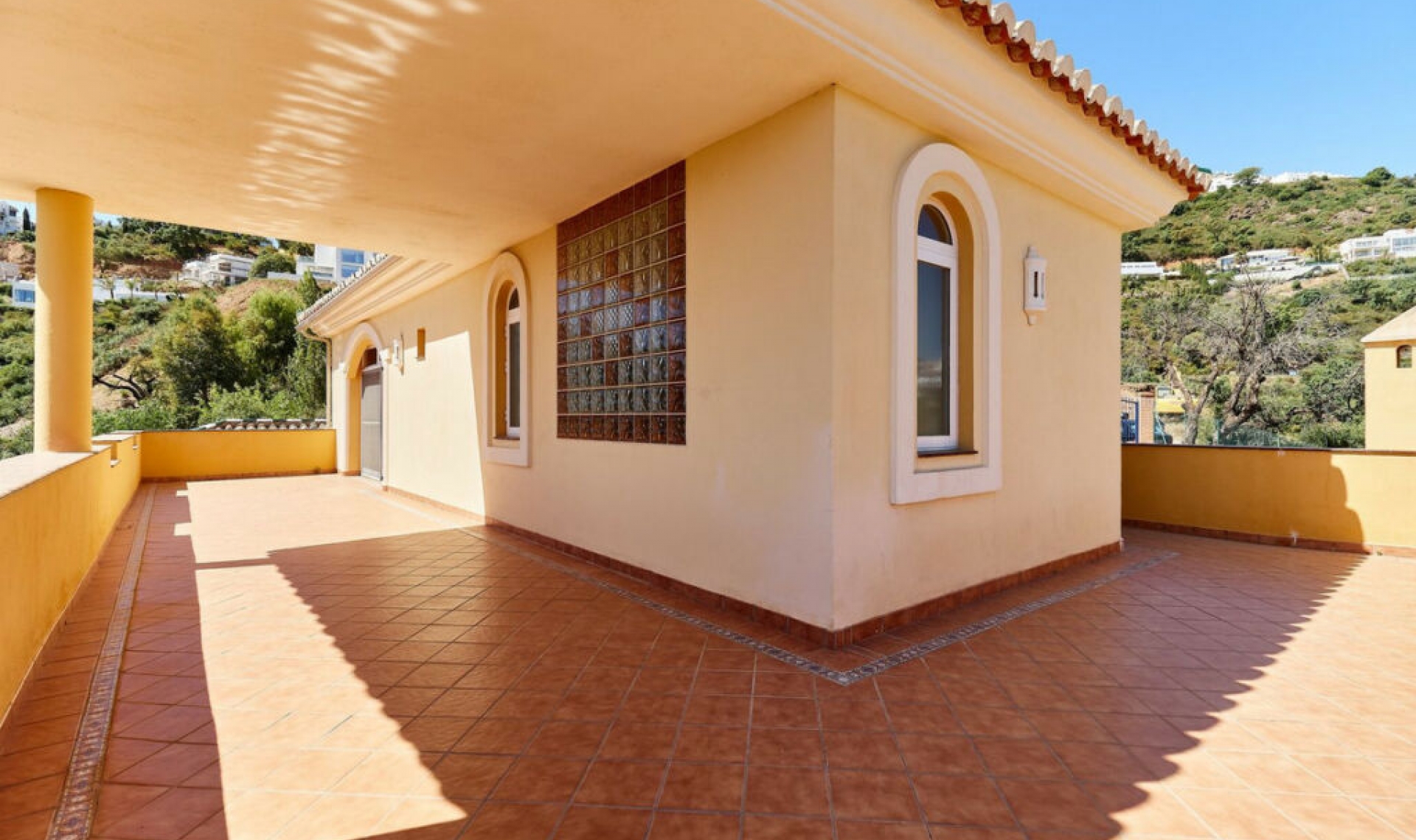 Resale - House -
La Mairena