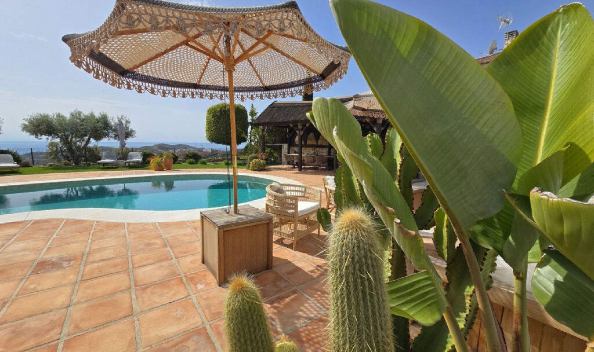 Resale - House -
La Mairena