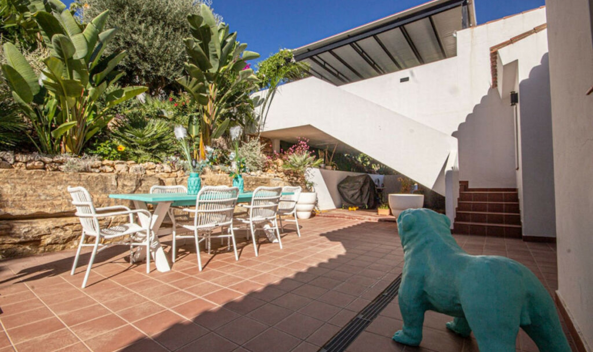 Resale - House -
La Mairena