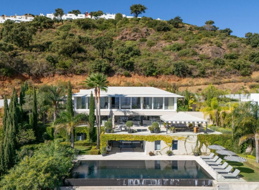 Resale - House -
La Mairena