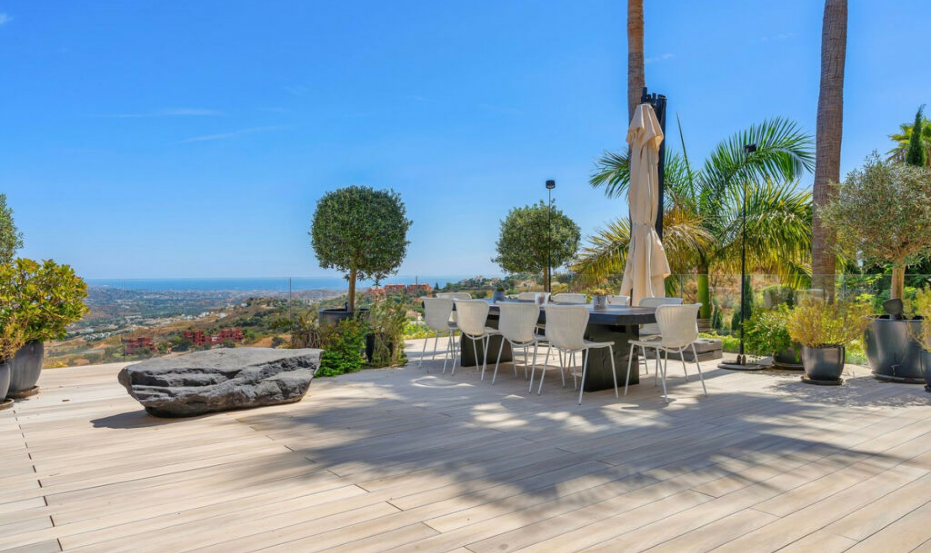 Resale - House -
La Mairena