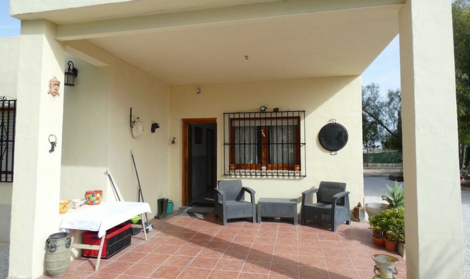 Resale - House -
La Marina