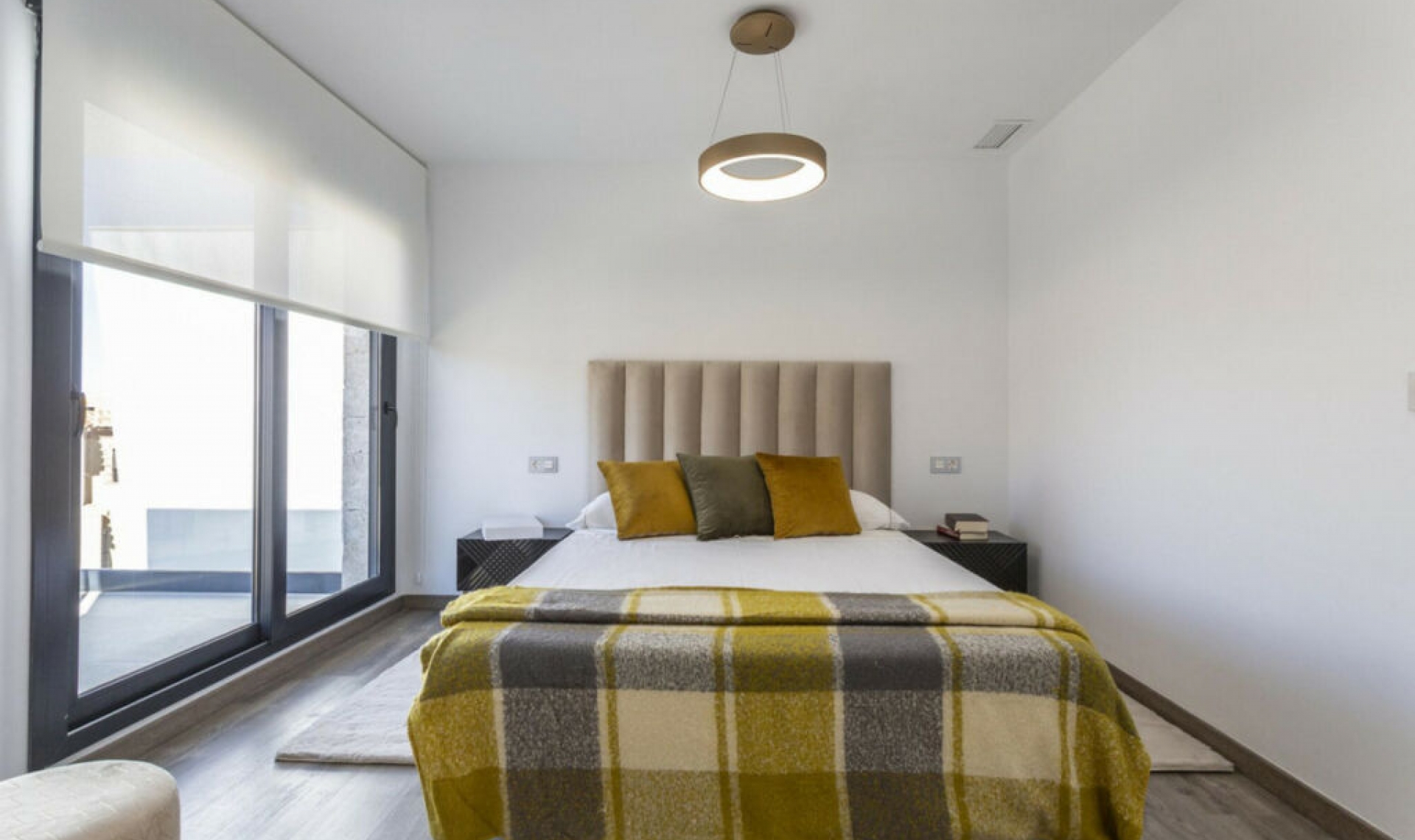 Resale - House -
La Mata