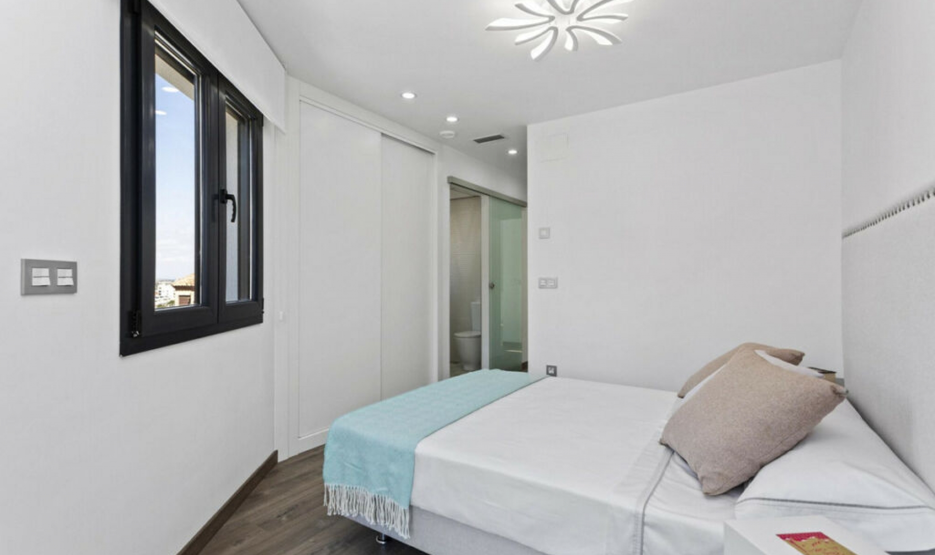 Resale - House -
La Mata