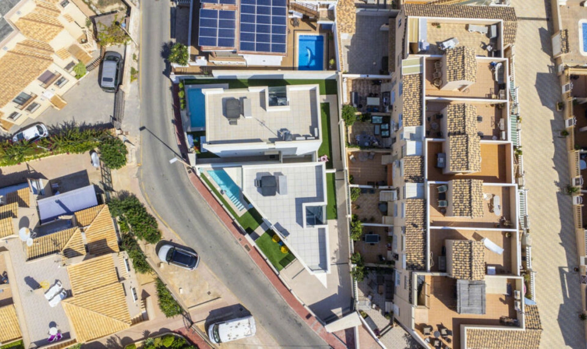 Resale - House -
La Mata