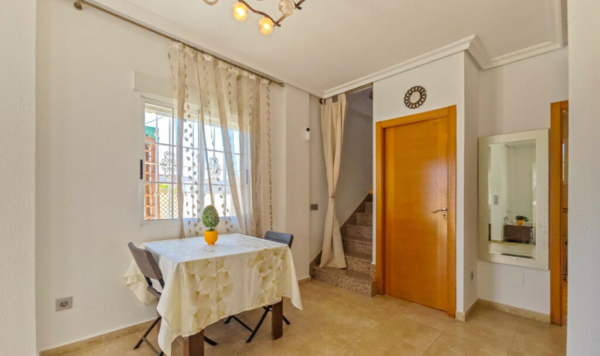 Resale - House -
La Mata