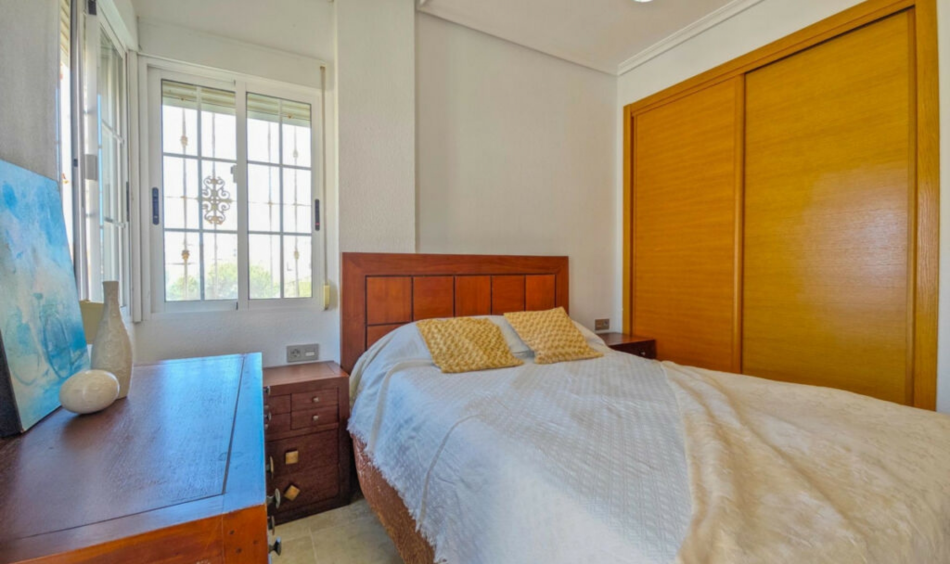 Resale - House -
La Mata
