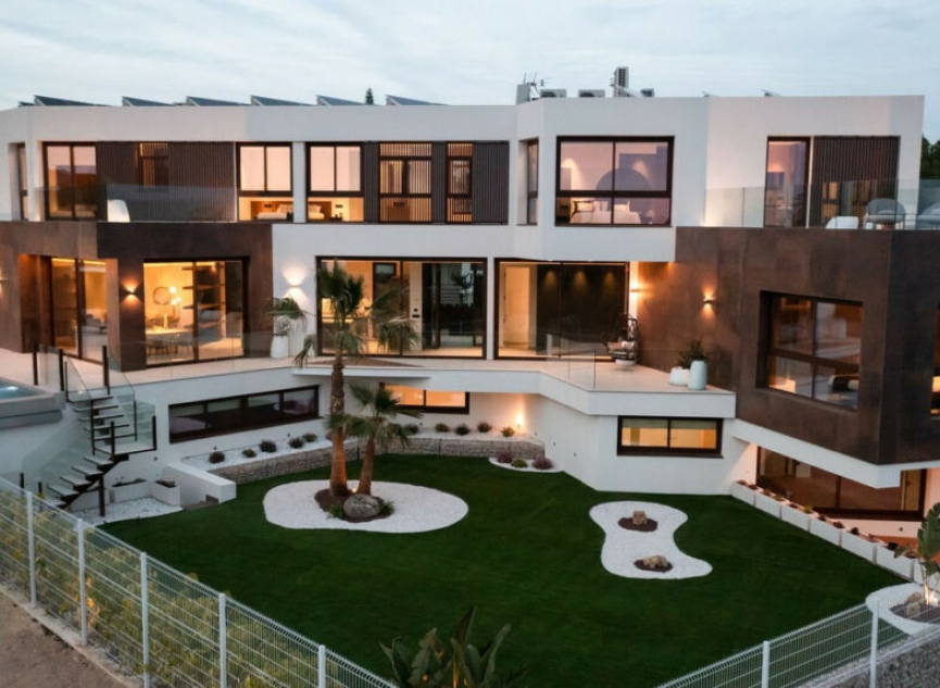 Resale - House -
La Nucía