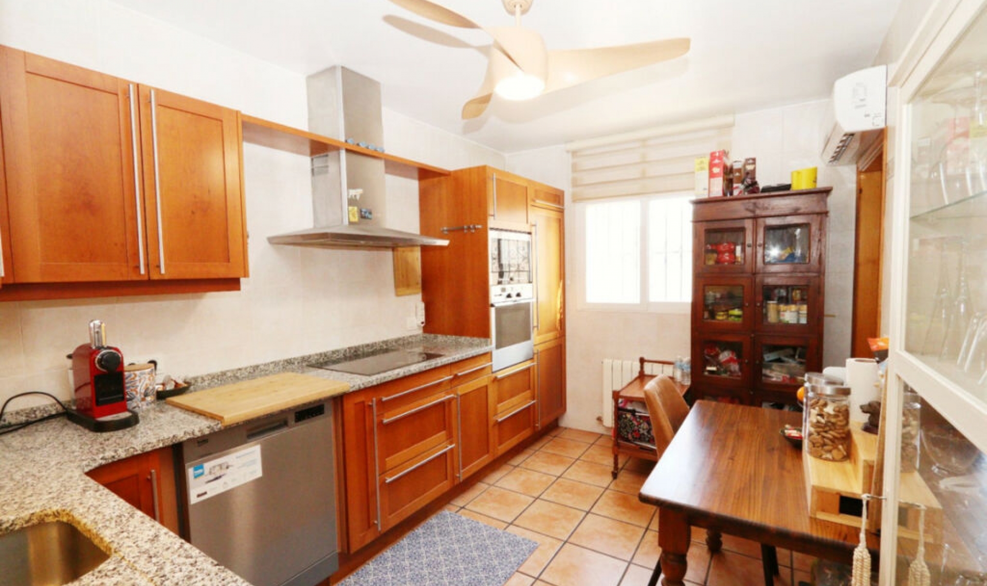 Resale - House -
La Nucía