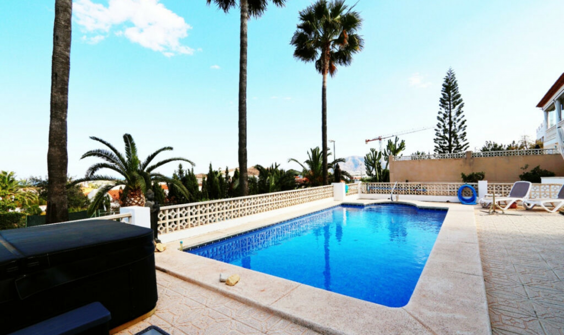 Resale - House -
La Nucía