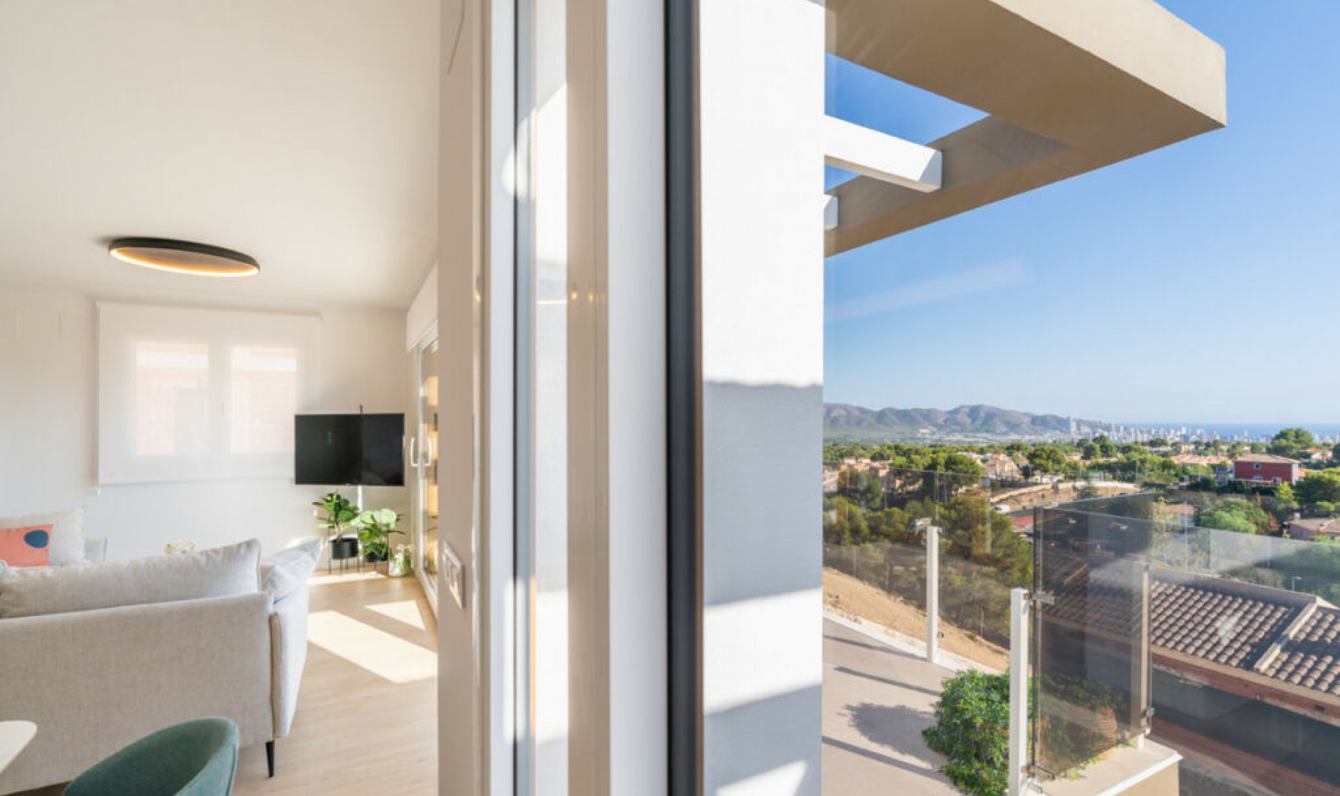 Resale - House -
La Nucía