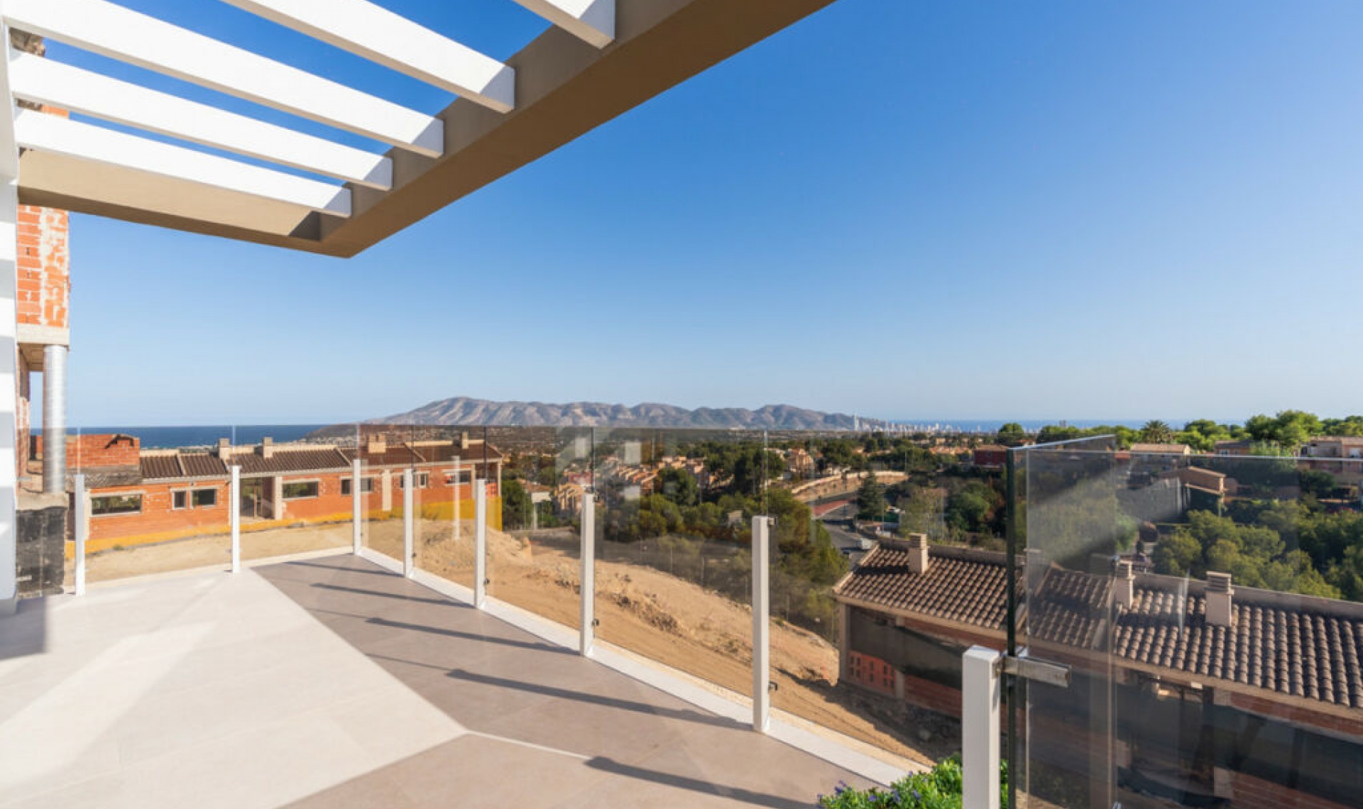 Resale - House -
La Nucía