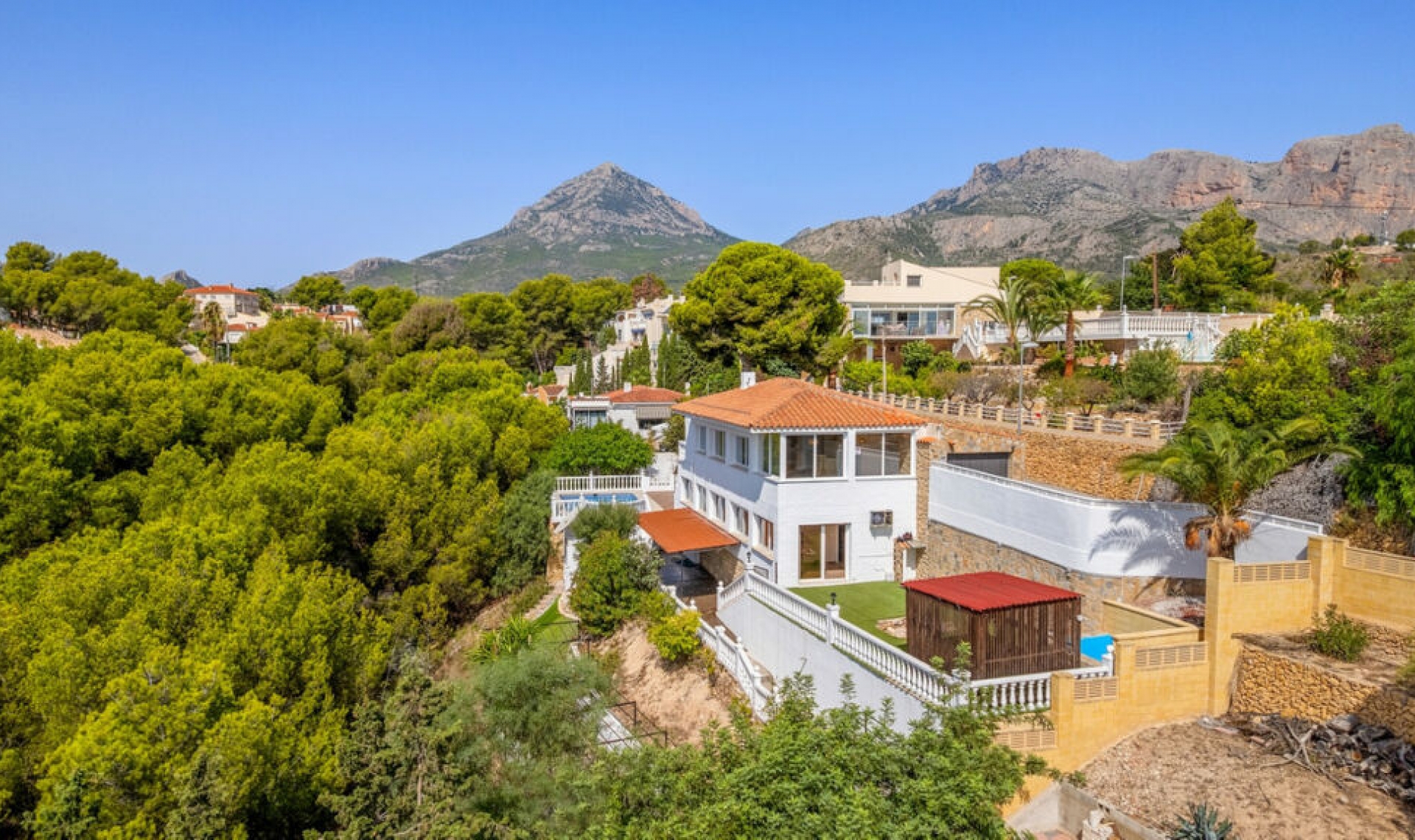 Resale - House -
La Nucía