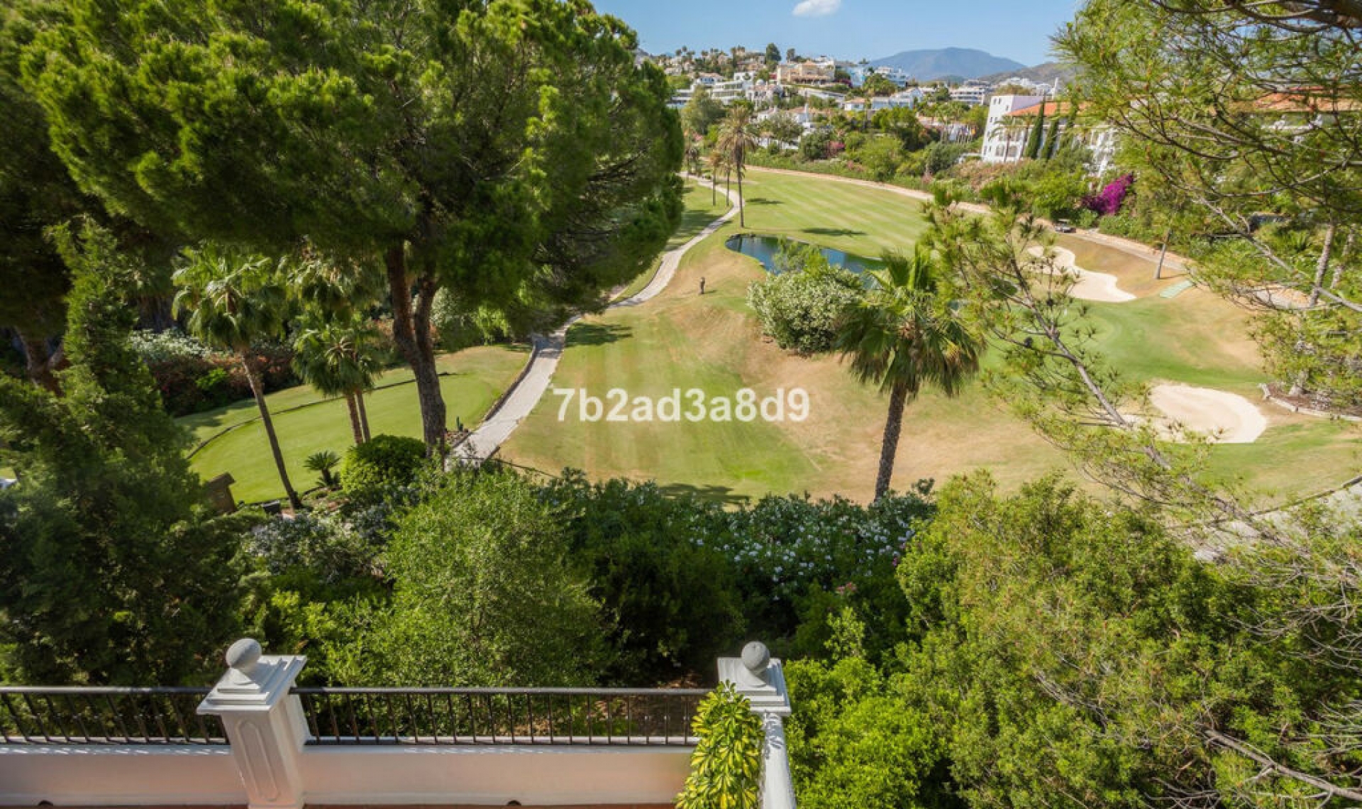 Resale - House -
La Quinta