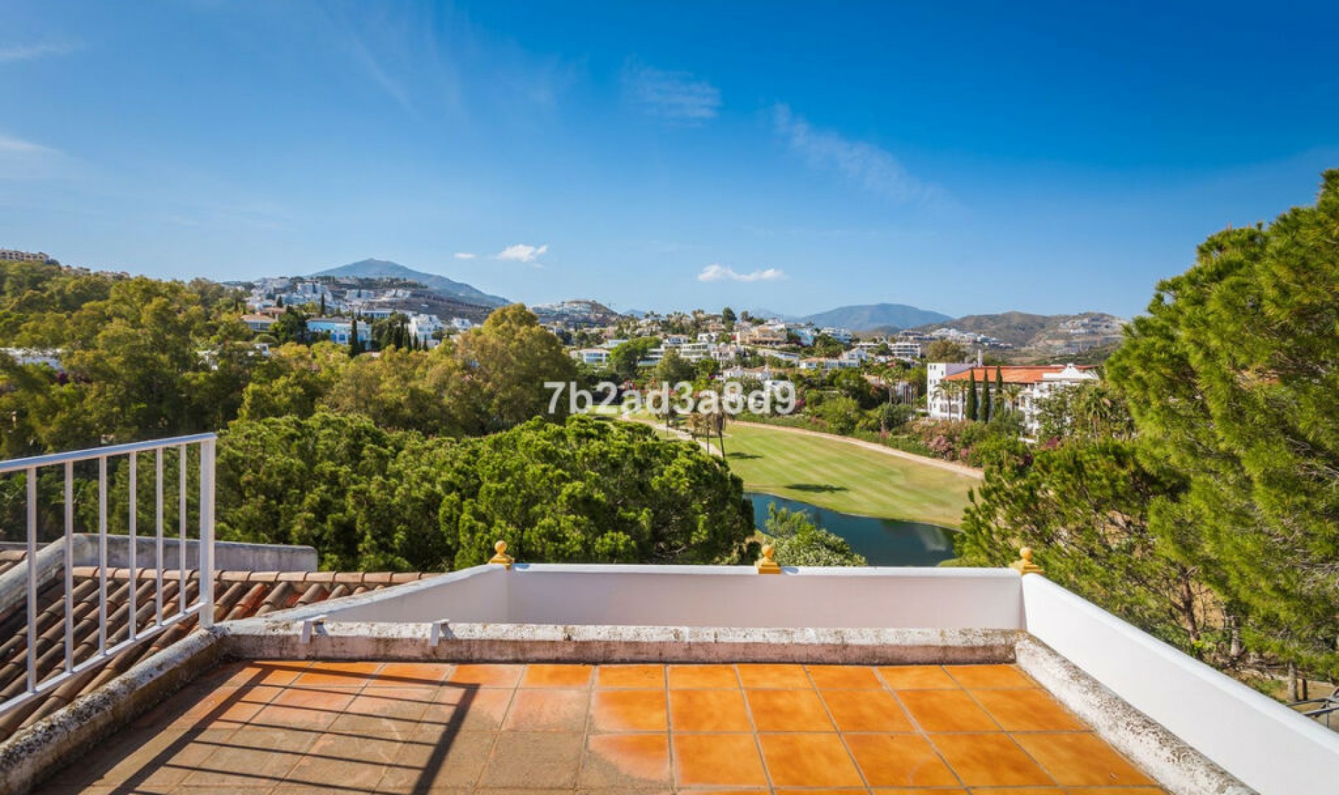 Resale - House -
La Quinta